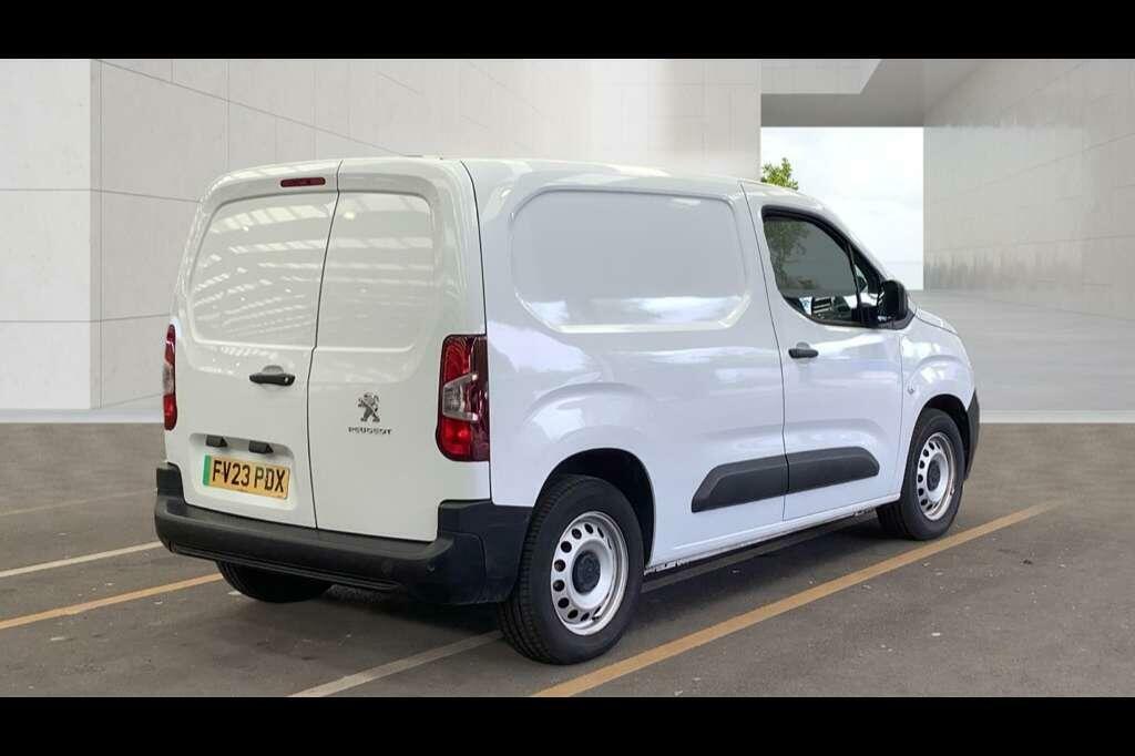 Peugeot E-Partner 800 50Kwh Professional Premium Standard Panel Va White #4