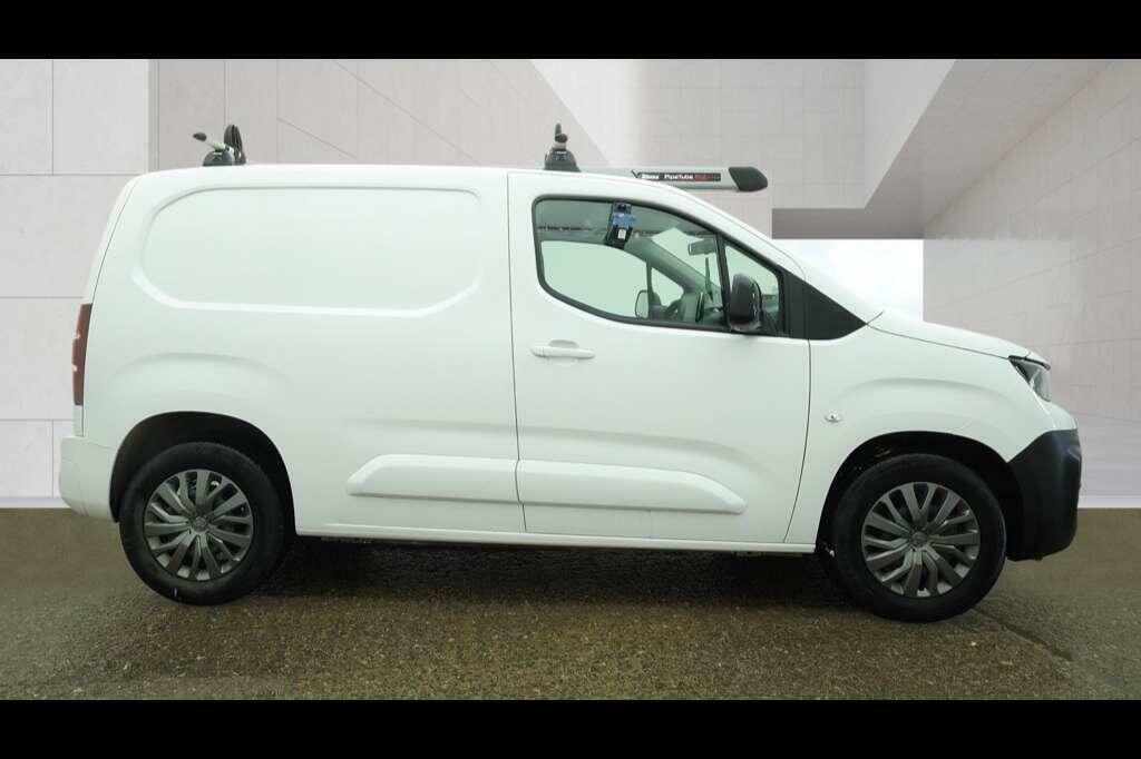 Peugeot E-Partner 800 100Kw 50Kwh Professional Premium Van Black #11