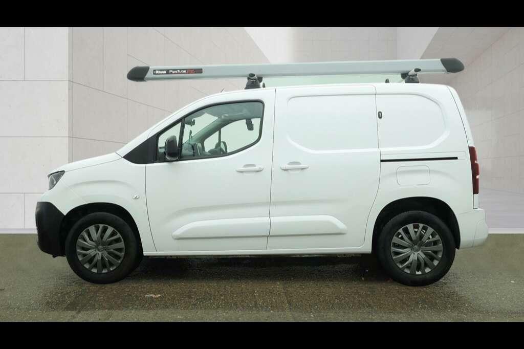 Peugeot E-Partner 800 100Kw 50Kwh Professional Premium Van Black #12