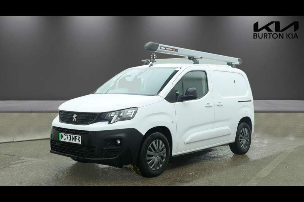 Peugeot E-Partner 800 50Kwh Asphalt Premium Standard Panel Van White #2