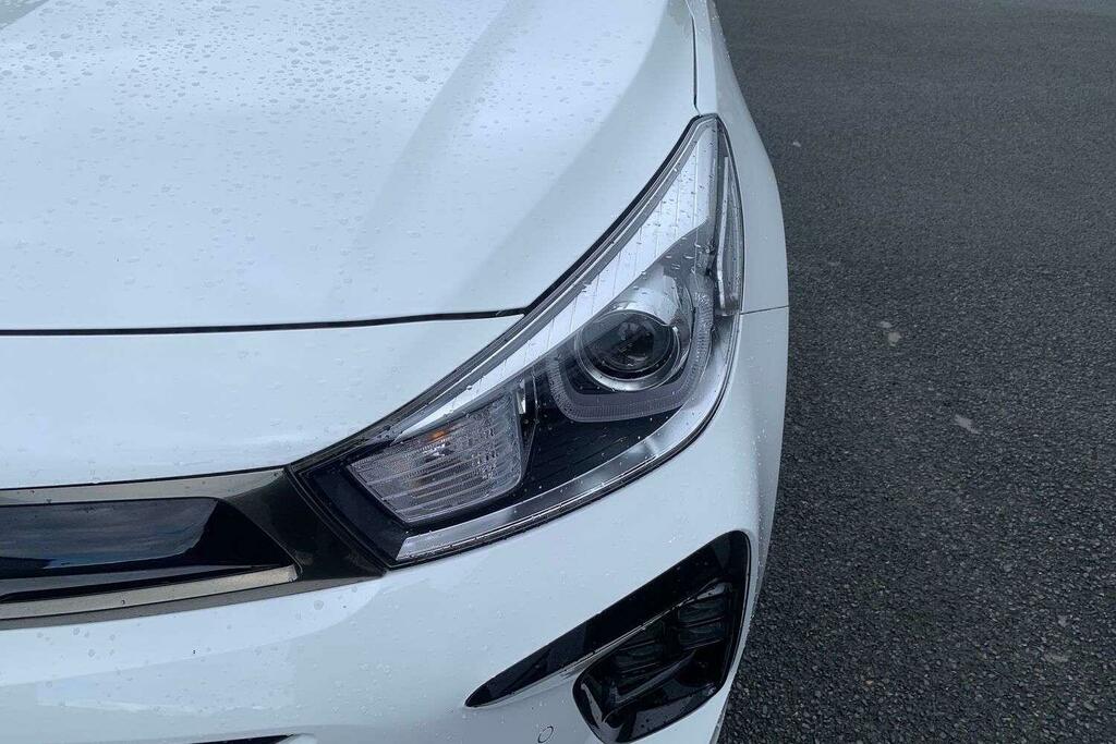Kia RIO 1.0T Gdi 48V 118 Gt-line S White #13
