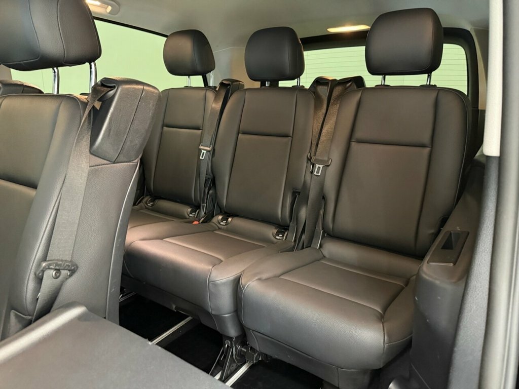 Mercedes-Benz Vito Vito 114 Progressive Cdi Black #24
