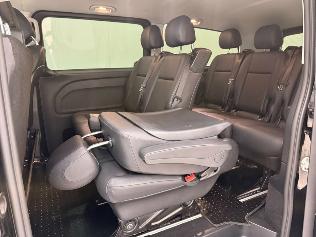 Mercedes-Benz Vito Vito 114 Progressive Cdi Black #21