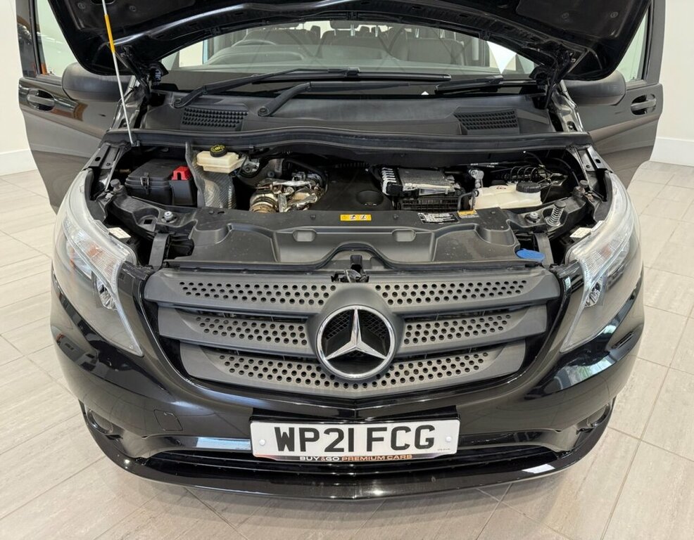 Mercedes-Benz Vito Vito 114 Progressive Cdi Black #35