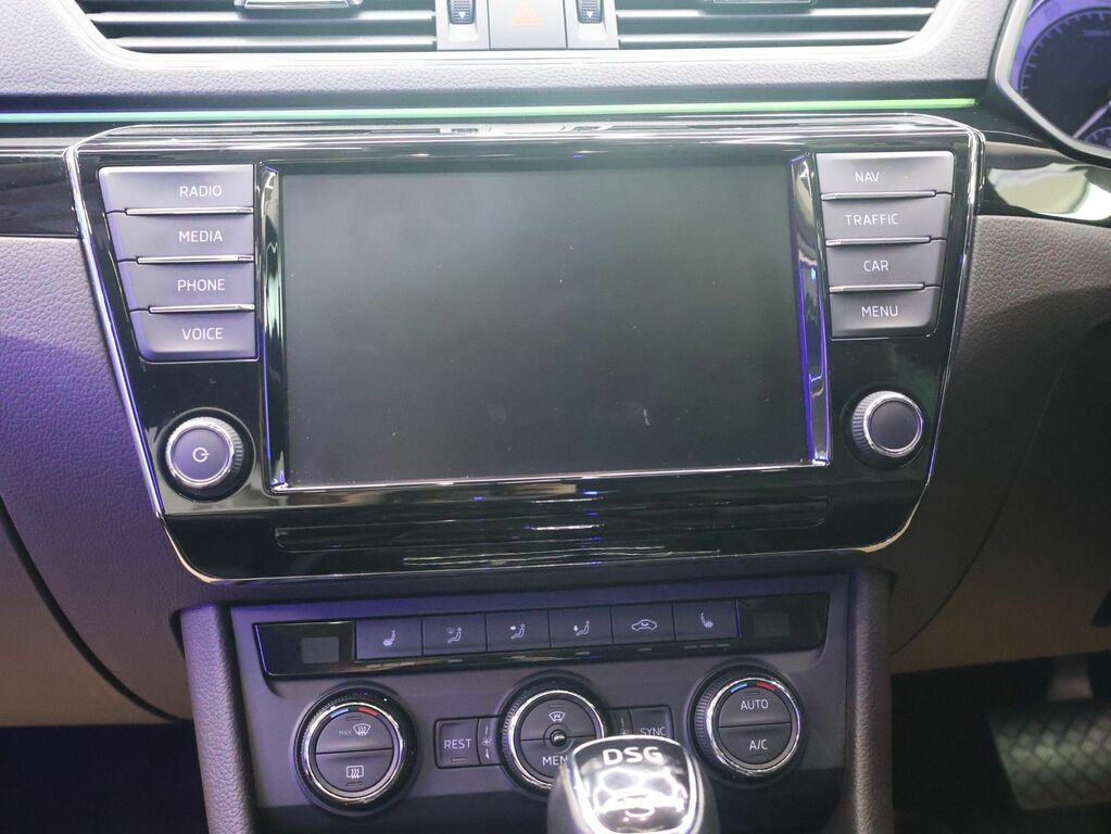 Skoda Superb 2.0 Tdi Se 4Wd Euro 6 Ss White #27