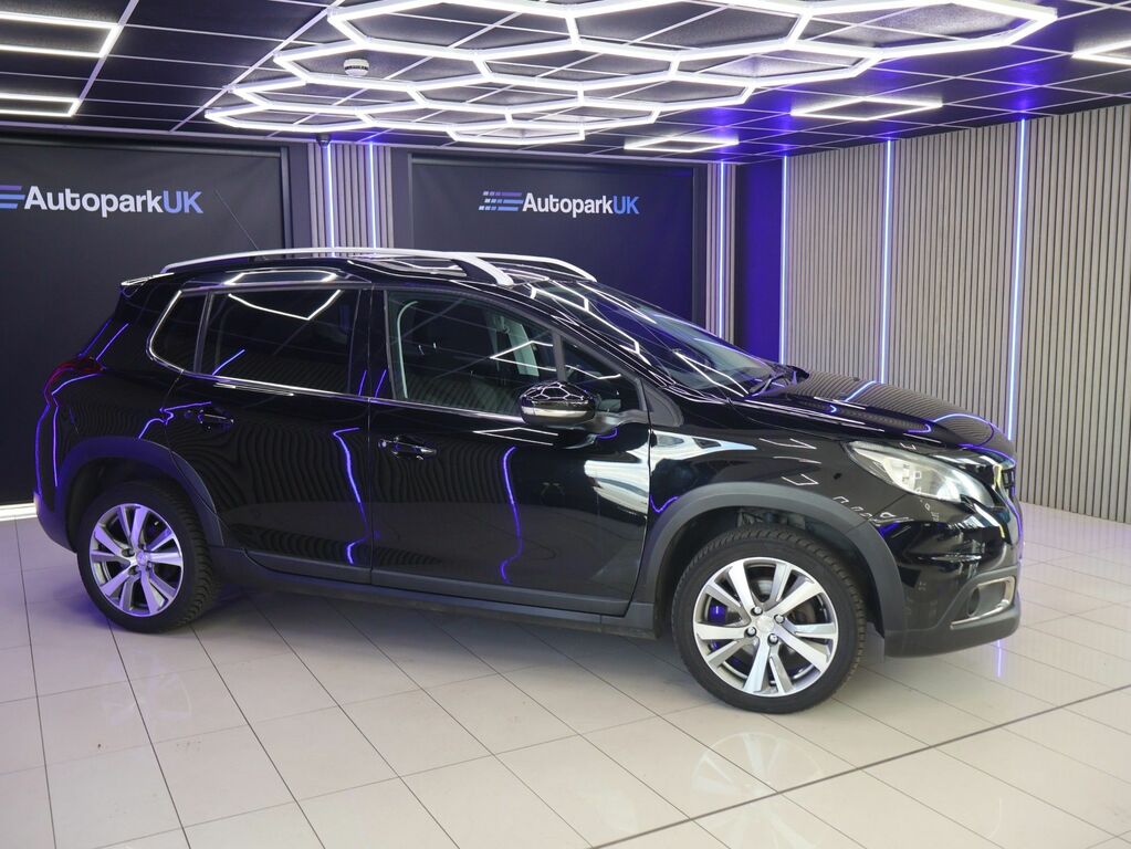 Peugeot 2008 2017 1.2 Puretech Allure Suv Eur Black #3