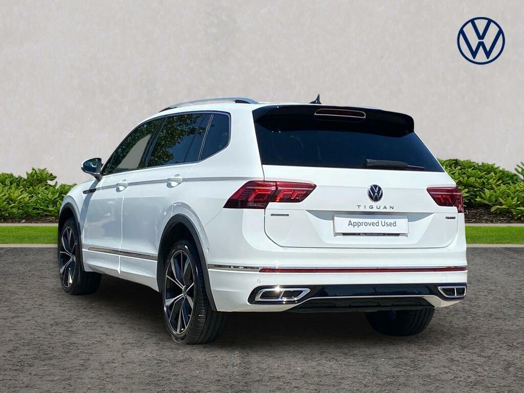 Volkswagen Tiguan Allspace 2.0 Tsi 4Motion R-line Dsg White #2