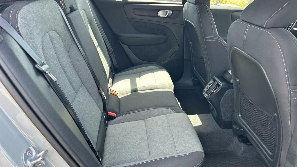 Volvo XC40 Plus B3 Mild Hybrid Dark Under 11000 Miles Grey #6