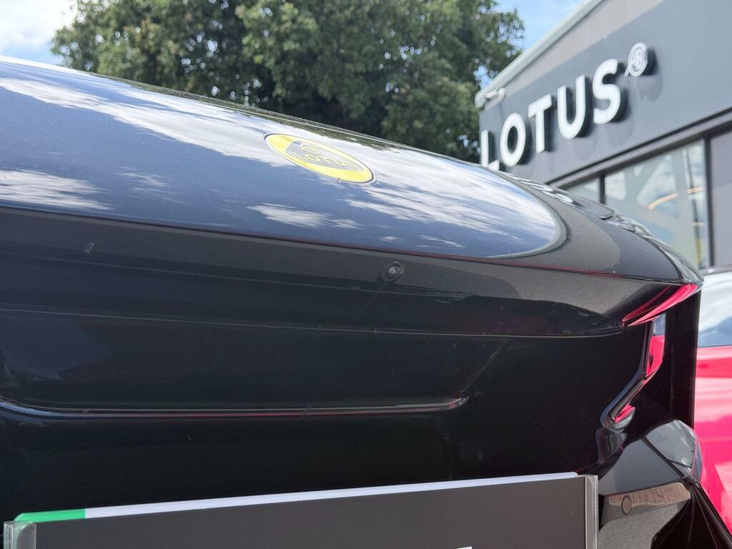 Lotus Eletre 600 112Kwh Gt Se 4Wd Dual Motor Black #6