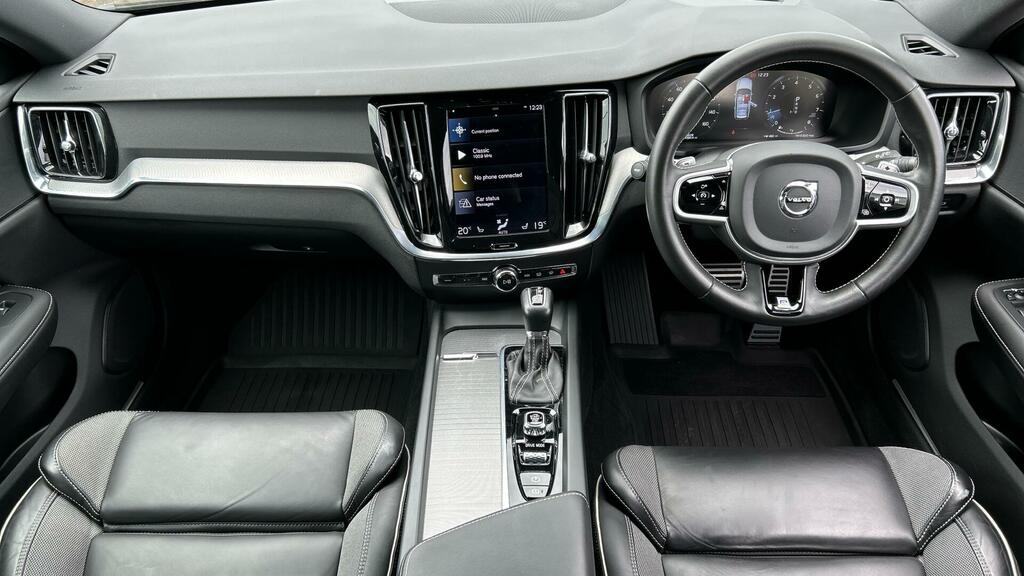 Volvo V60 T4 R-design Plus Very Low Mileage Rear Grey #5