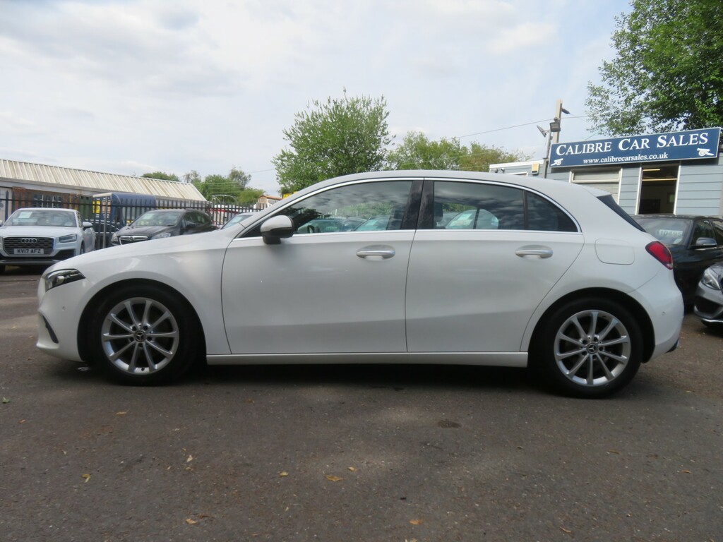 Mercedes-Benz A Class A 180 D Sport Premium NL69HVF White #4
