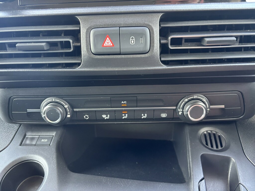Peugeot Rifter Allure Blue #16