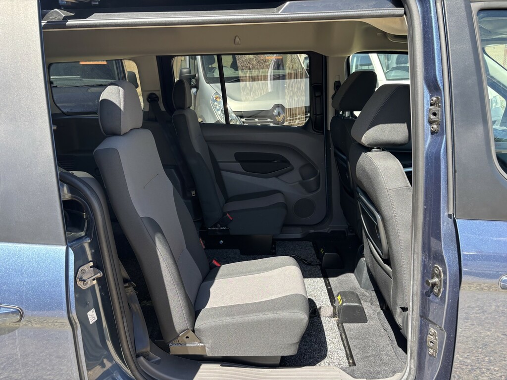 Ford Grand Tourneo Connect 1.5 Ecoblue 120 Titanium Powershift Silver #14