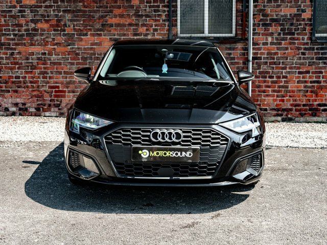 Audi A3 2022 1.5 Tfsi 35 Technik Sportback YS22EXL Black #4
