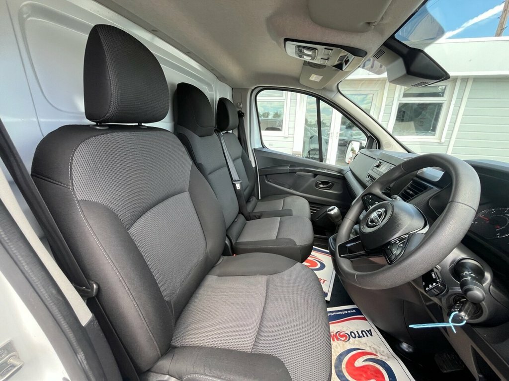 Nissan Primastar 30 L2 2.0 Dci 130Ps H1 White #28