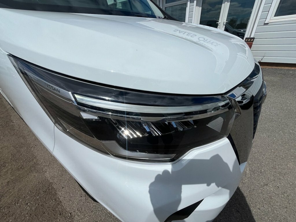 Nissan Primastar 2L Acenta White #5