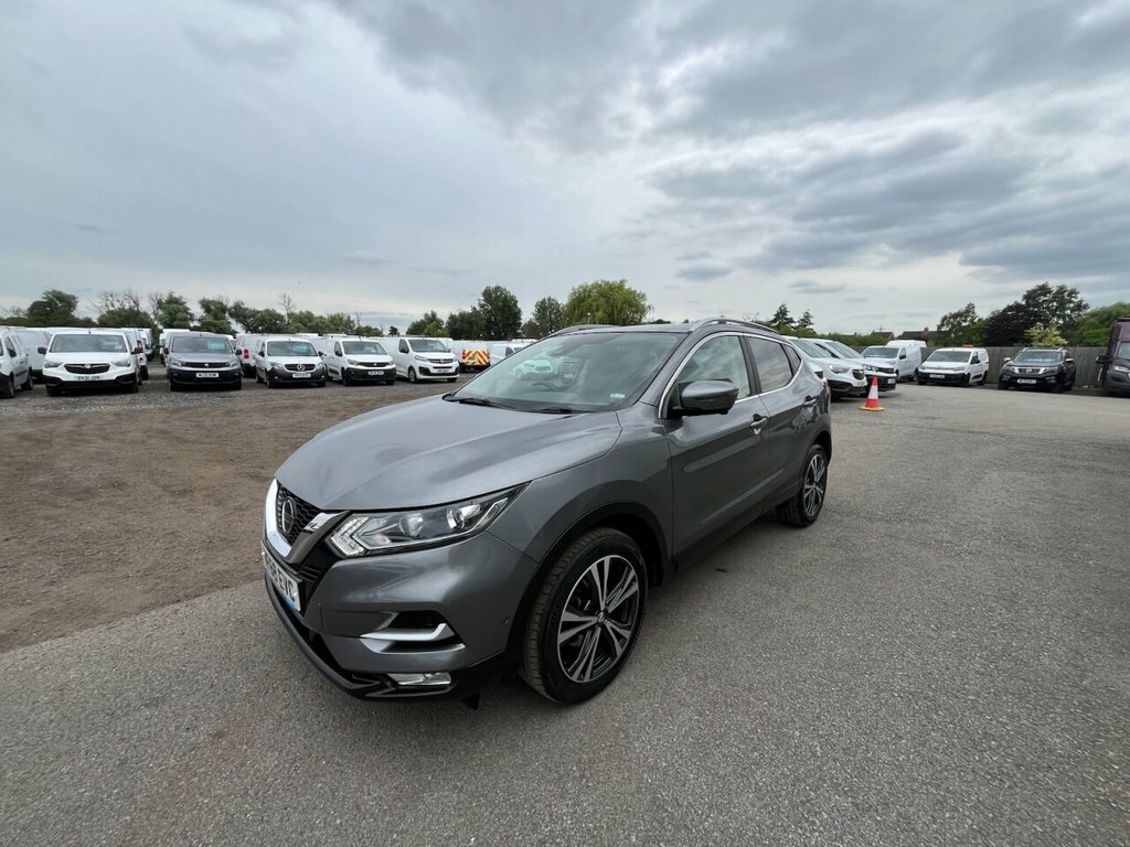 Nissan Qashqai 1.3L N-connecta Grey #4