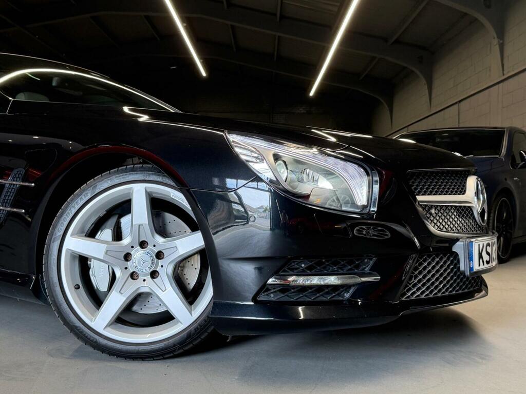 Mercedes-Benz SL Class 3.5L Amg Sport White #32