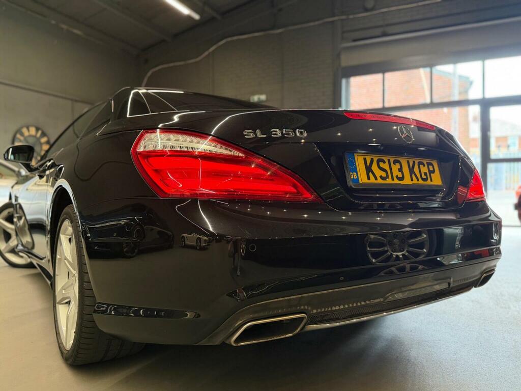 Mercedes-Benz SL Class 3.5L Amg Sport White #40