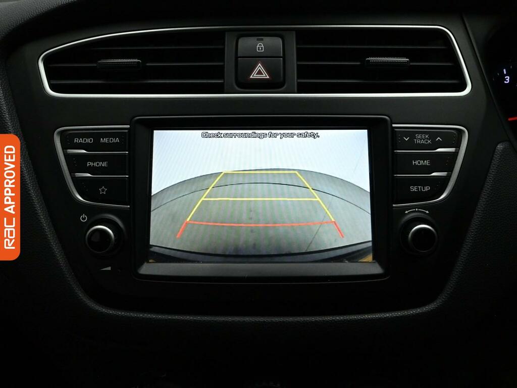 Hyundai I20 1.2 Se Launch Edition Hatchback Grey #3