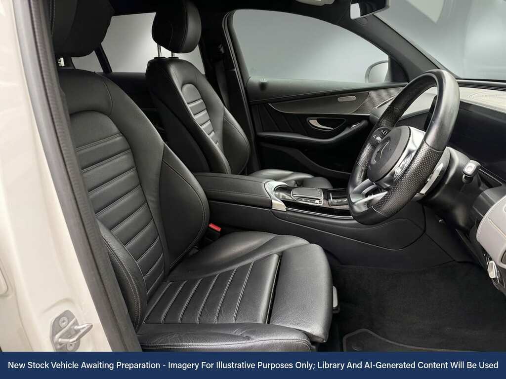 Mercedes-Benz EQC Eqc 400 80Kwh Amg Line Suv 4Mati White #3