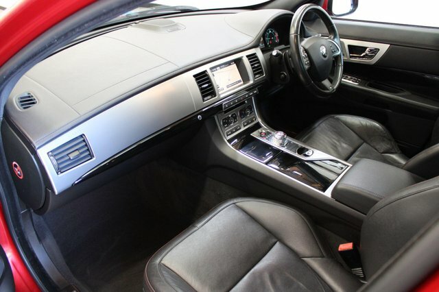 Jaguar XF 2015 2.2D R-sport Black Euro 5 Ss DG65EYH Red #2