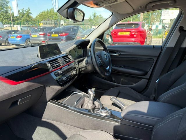 BMW 1 Series 120I Sport Hatchback Black #6