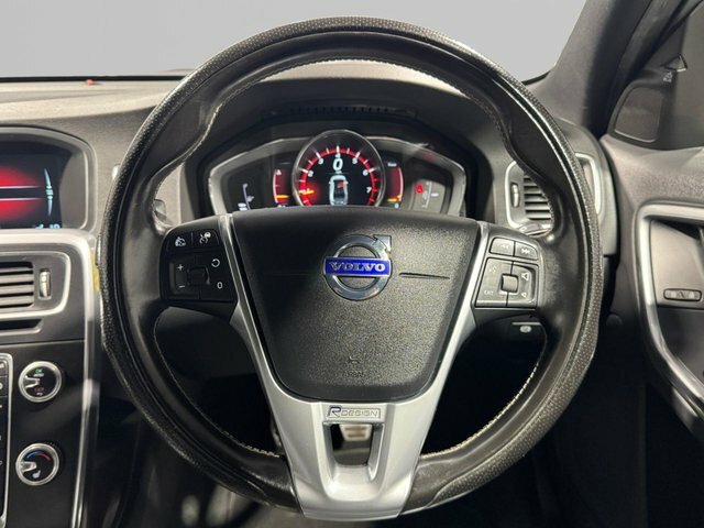 Volvo S60 D3 150 Business Edition Geartronic White #26