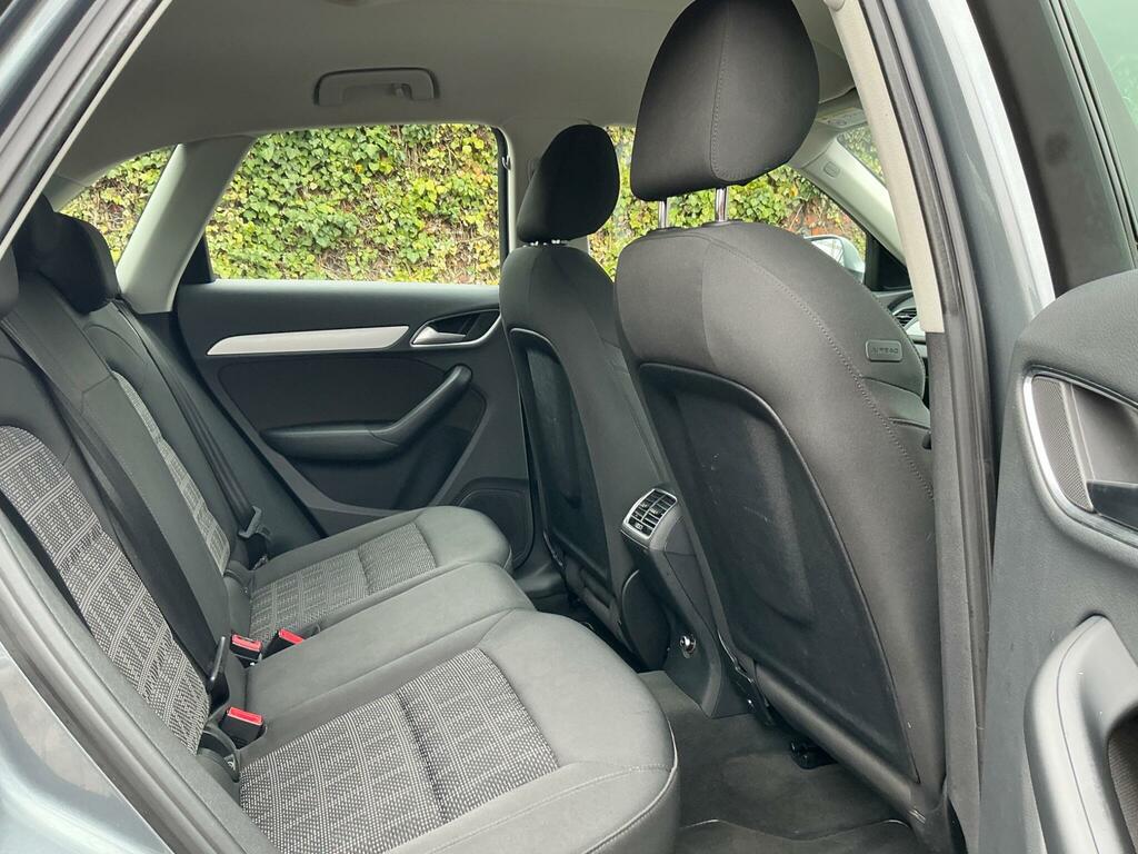 Audi Q3 Audi Black Edition 2.0 Tfsi Quattro 180 Ps S Troni Green #24