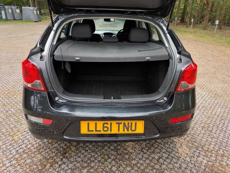 Chevrolet Cruze Hatchback 1.8 Ltz Euro 5 201212 Blue #44