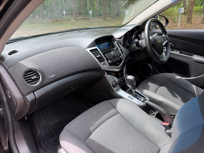 Chevrolet Cruze Hatchback 1.8 Ltz Euro 5 201212 Blue #18