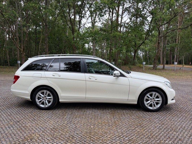 Mercedes-Benz C Class C220 Cdi Executive Se White #5
