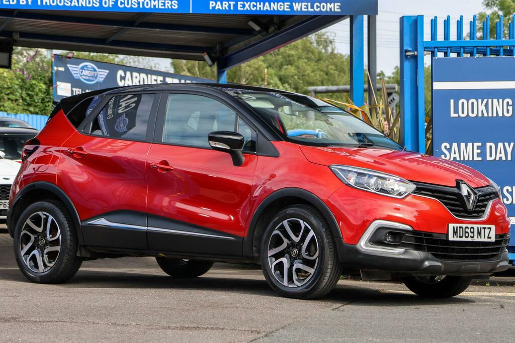 Renault Captur Iconic Red #3