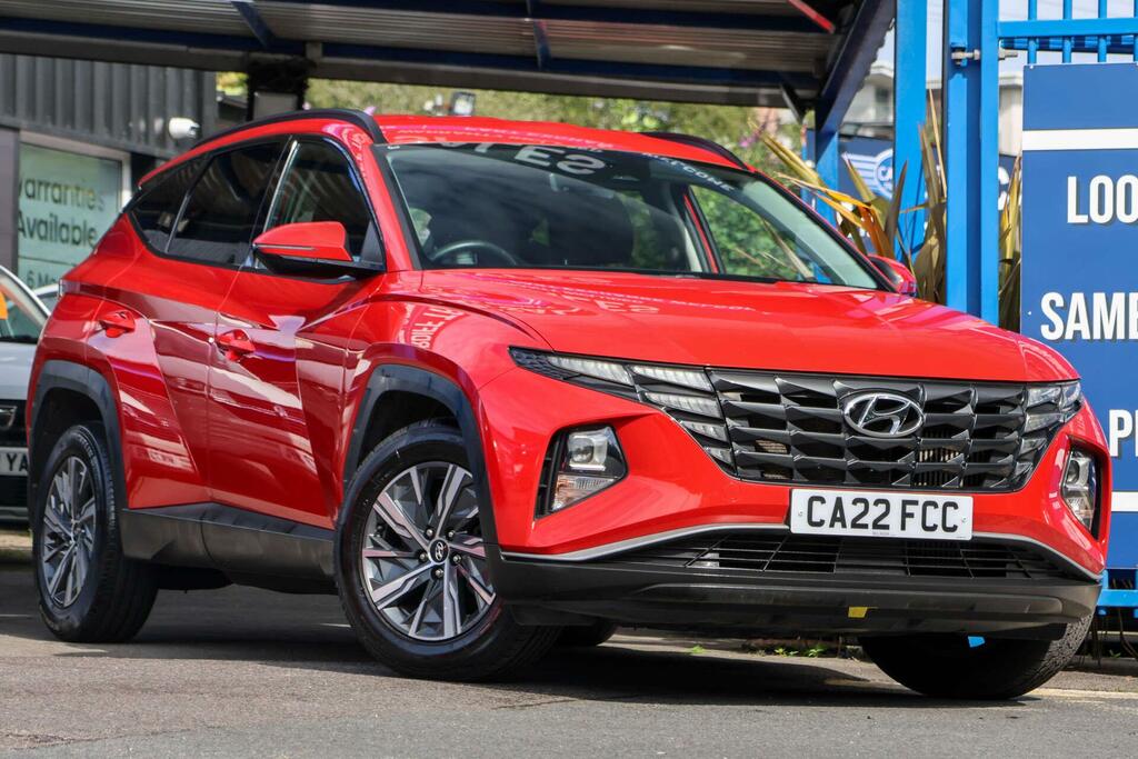 Hyundai Tucson Se Connect Red