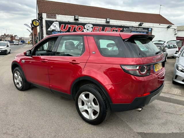 Land Rover Discovery Sport Suv VU67WMW Red #6
