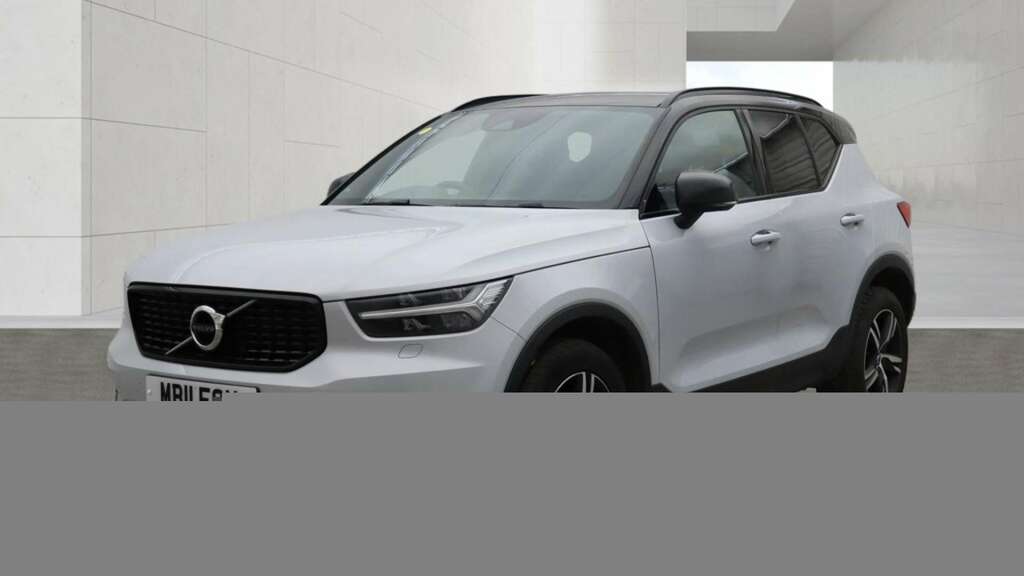 Volvo XC40 2.0 Xc40 R-design D3 Awd 4Wd Silver #2
