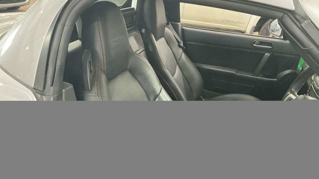 Mazda MX-5 2.0I Se Convertible Euro 5 160 Red #8