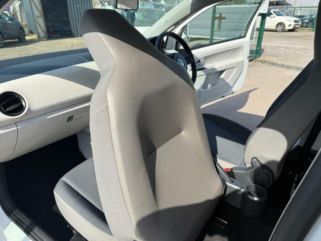 Volkswagen Up Hatchback 1.0 Up Black Euro 5 201262 Black #48