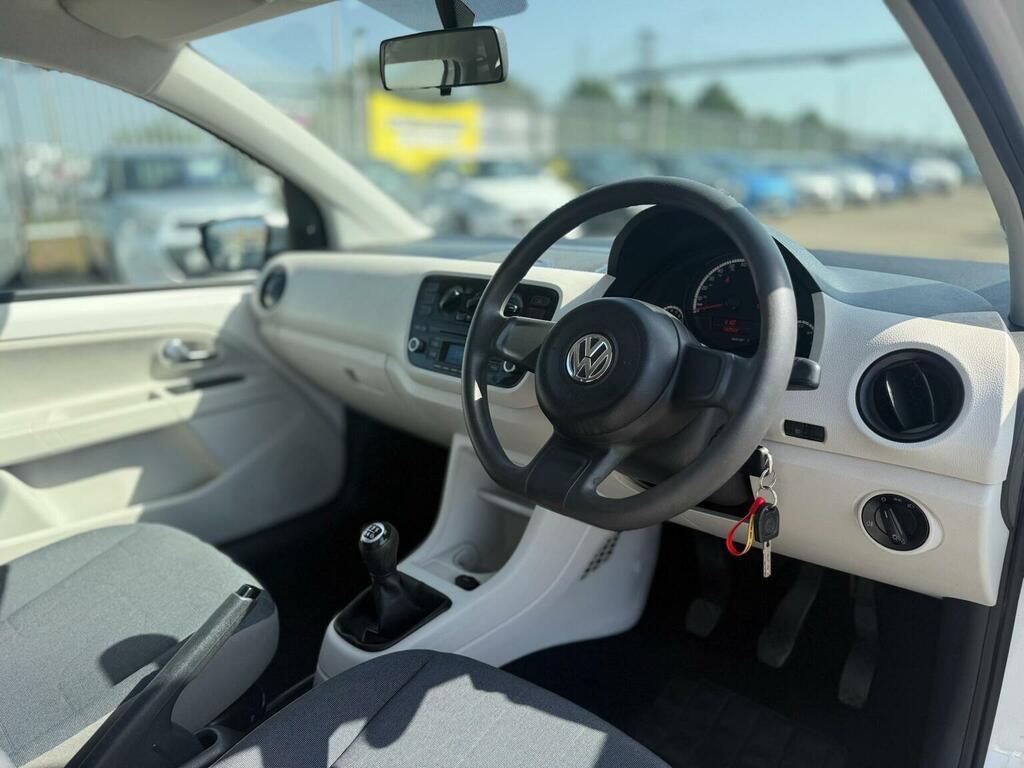 Volkswagen Up Hatchback 1.0 Up Black Euro 5 201262 Black #22