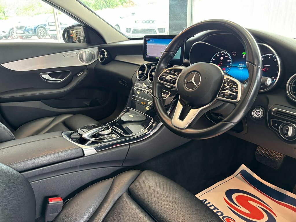 Mercedes-Benz C Class 1.5L Sport Black #2