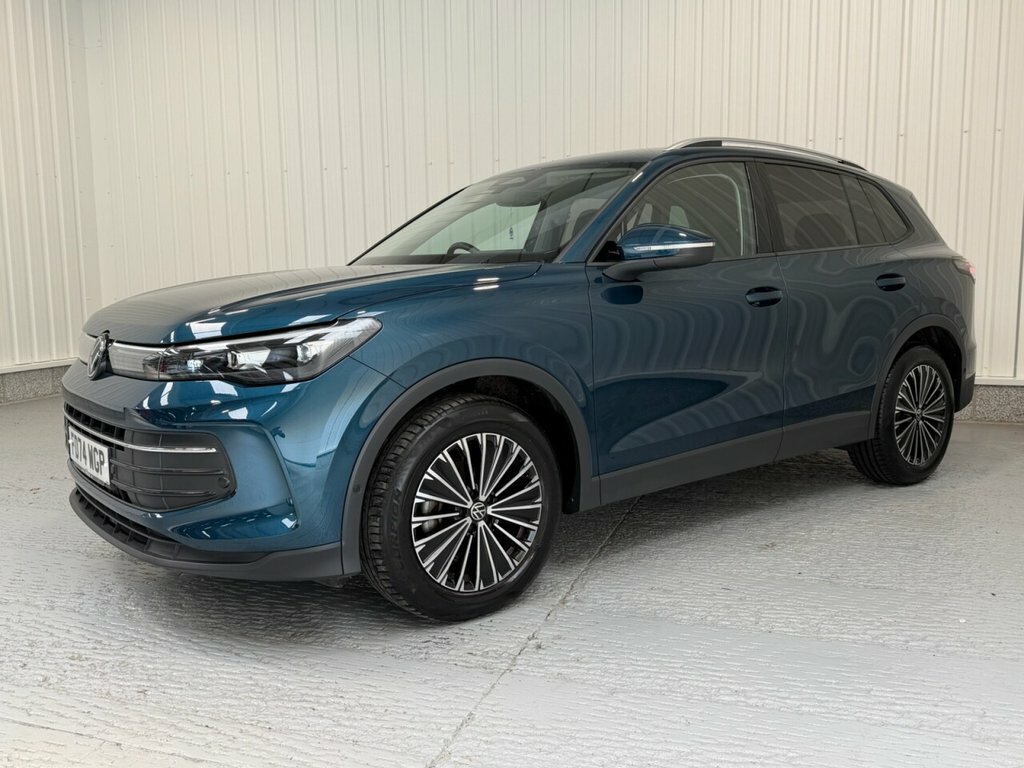 Volkswagen Tiguan 1.5L Match FD74WGP Blue #3