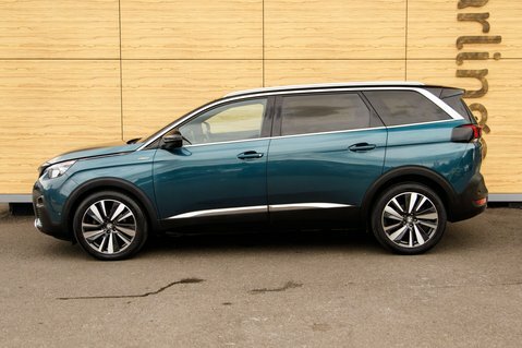 Peugeot 5008 Gt Line Premium Grey #56