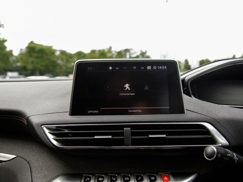 Peugeot 5008 Gt Line Premium Grey #28