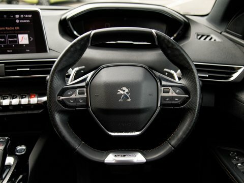 Peugeot 5008 Gt Line Premium Grey #21