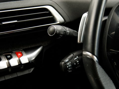 Peugeot 5008 Gt Line Premium Grey #17