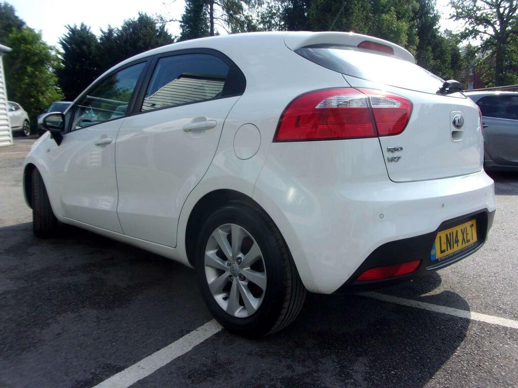 Kia RIO Vr7 White #4