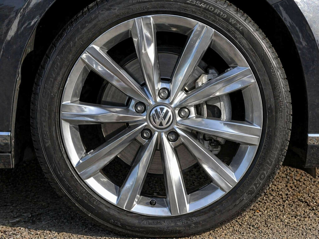 Volkswagen Passat 1.6 Tdi Se Nav Dsg Estate Grey #19