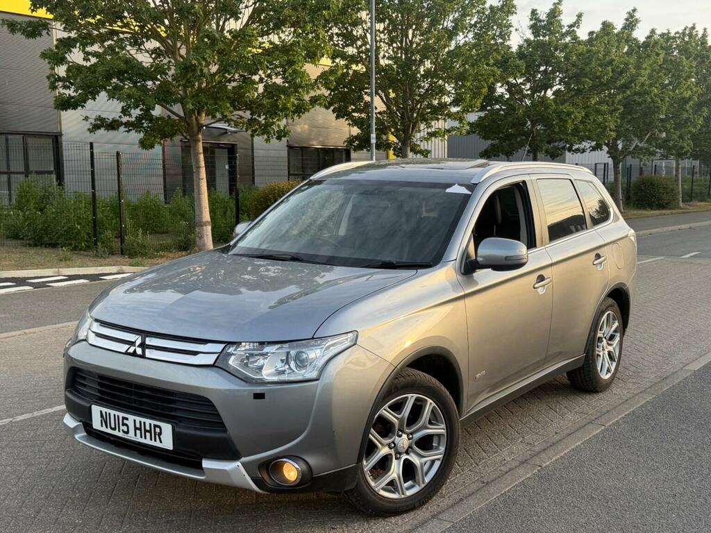 Mitsubishi Outlander Suv 2.2 Di-d Gx4 4Wd Euro 5 Ss 201515 Grey