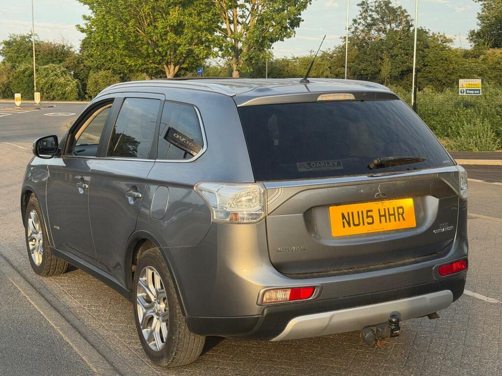 Mitsubishi Outlander Suv 2.2 Di-d Gx4 4Wd Euro 5 Ss 201515 Grey #4