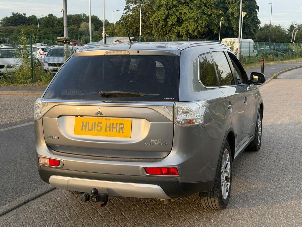 Mitsubishi Outlander Suv 2.2 Di-d Gx4 4Wd Euro 5 Ss 201515 Grey #3